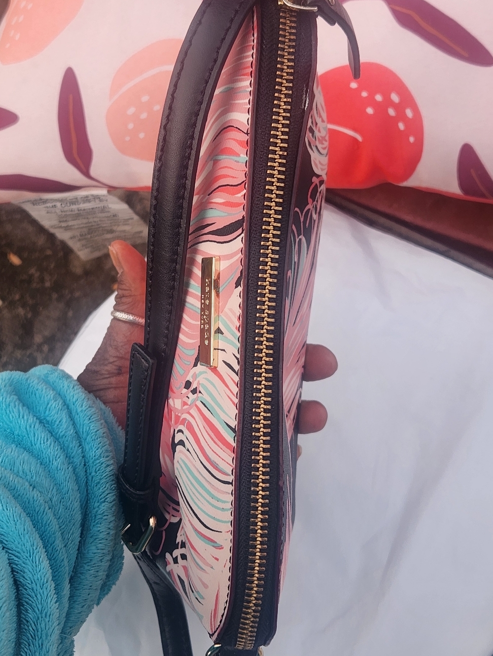 Kate Spade Pink and Black Feather Print Crossbody Bag W Kate Spade Bag Charm EUC - Picture 7 of 15